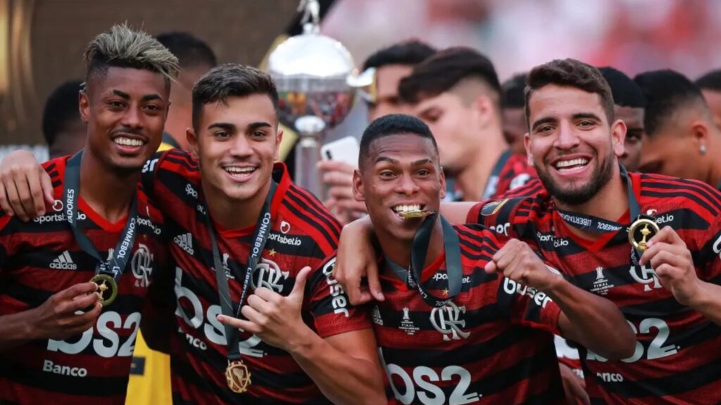 Reinier do Flamengo no Atlético Mineiro